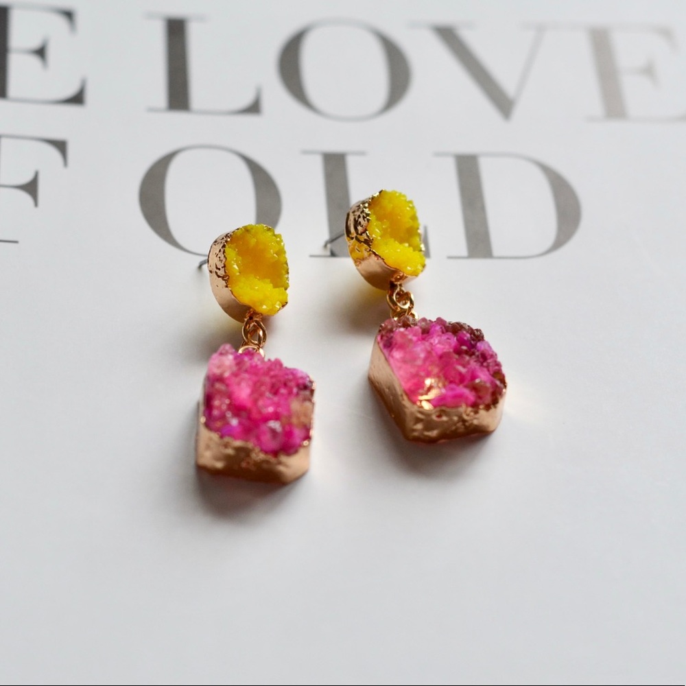 Sparkle Yellow Stone Dangle Crystal Earrings Druzy - Picture 2 of 3